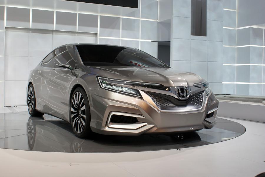  Honda Concept C 2012 года  (фото 6 из 15)